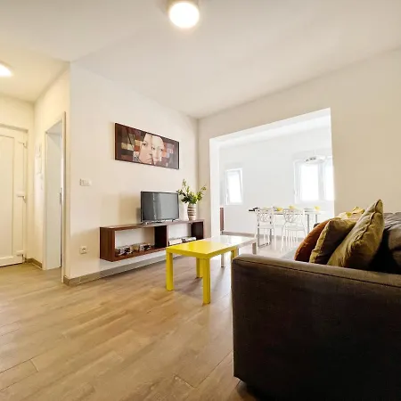 Teodora Maria * Novigrad (Istria)