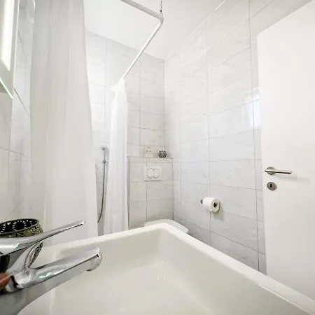 Teodora Maria Apartment *