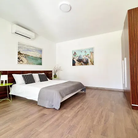 Апартаменты Teodora Maria *