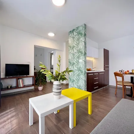 Апартаменты Teodora Maria *