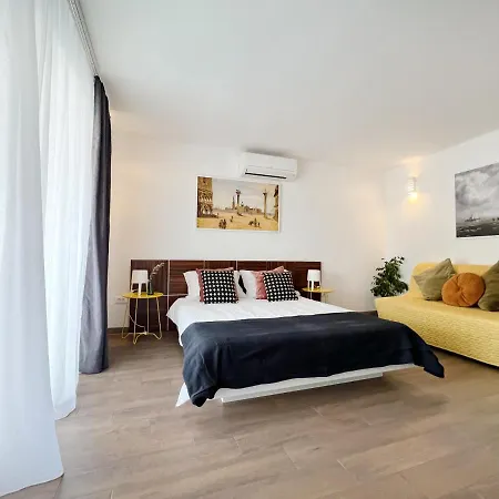 Апартаменты Teodora Maria *